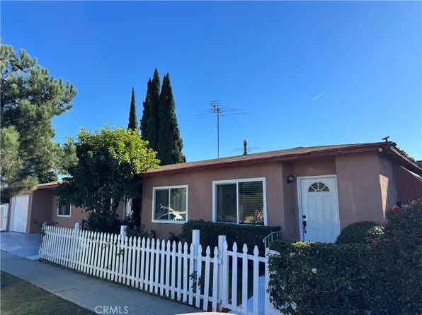 10406 San Carlos Ave, South Gate, CA 90280