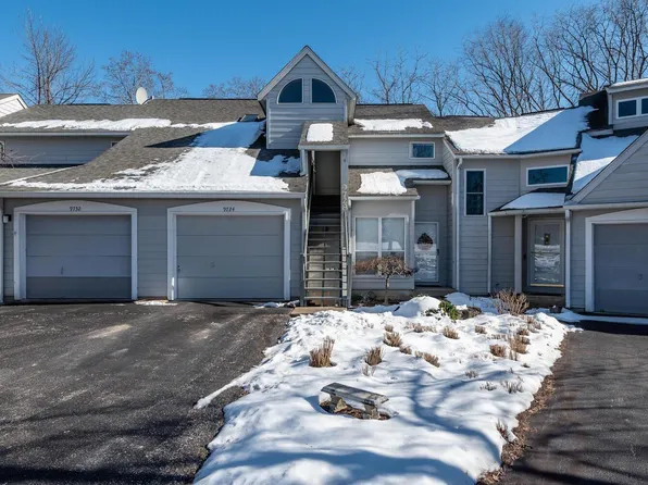 9728 S Bay Pointe Ln, Bloomington, IN 47401