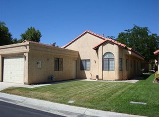 11622 Pepper Ln, Apple Valley, CA 92308