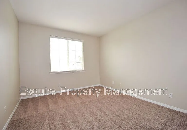 2895 Diamond Dr — Photo 24