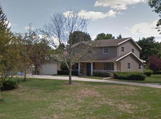 S94W23075 Meadow View Ln, Big Bend, WI 53103