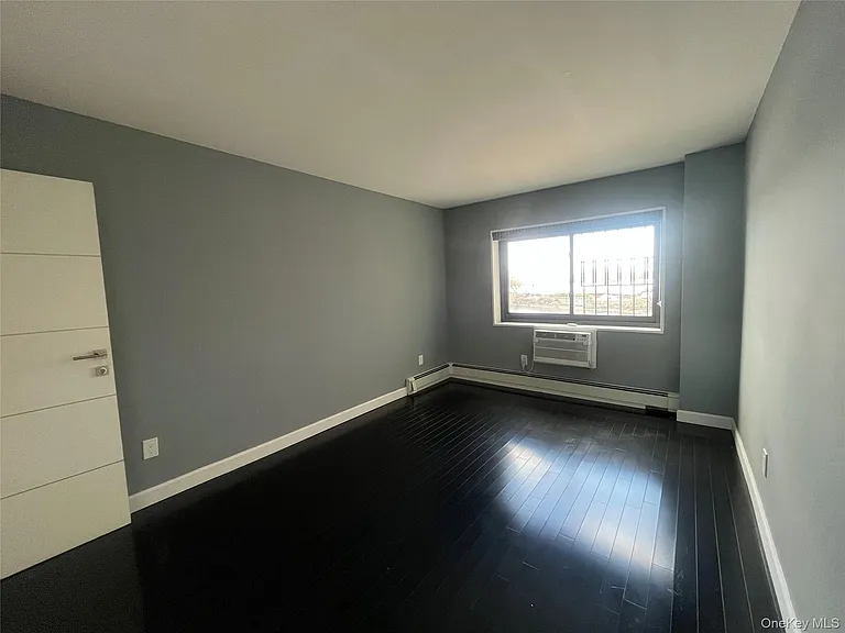666 Pelham Rd #3A — Photo 17