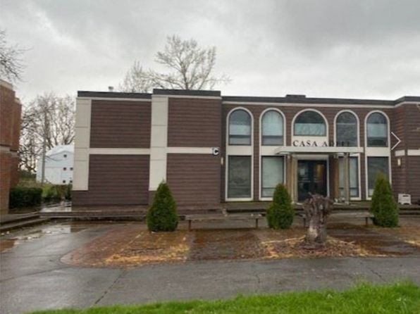 915 S Main St #4