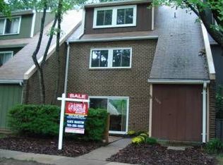 1466 Greenmont Ct, Reston, VA 20190