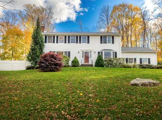 137 Walnut Grove Rd, Ridgefield, CT 06877