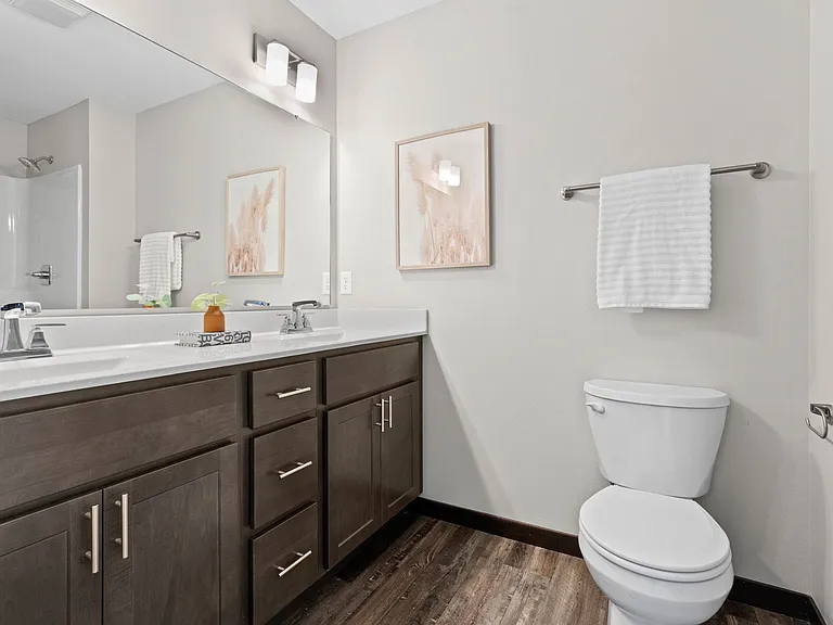 405 Chloe Dr — Photo 13