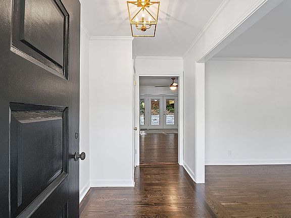 2nd image of 6617 Ellesmere Rd