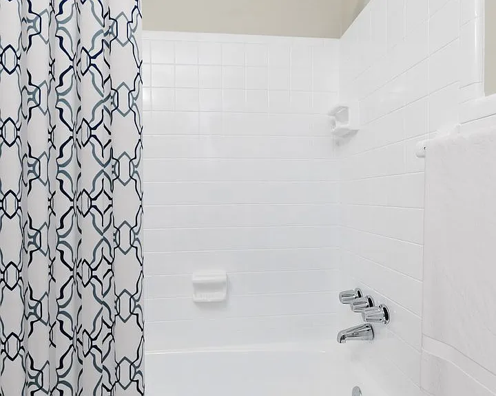 11 Highland Ave — Photo 41
