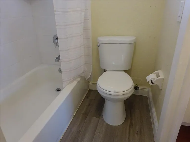 6050 NW 64th Ave #307 — Photo 7