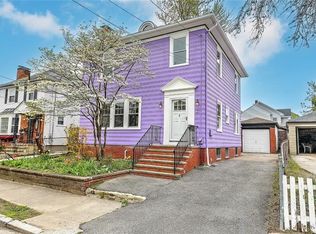 27 Maplehurst Ave, Providence, RI 02908
