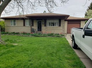 25801 Little Mack Ave, Saint Clair Shores, MI 48081
