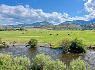 54797 Highway 26, Mount Vernon, OR 97865