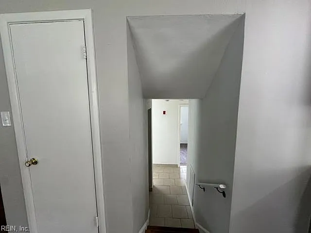 426 Beacon Hill Cir — Photo 16