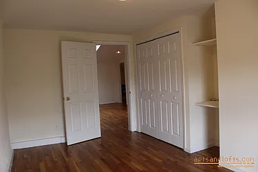 Rented by aptsandlofts.com