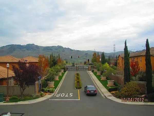 7204 Queen Isabella Ct