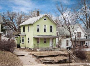 750 30th St, Rock Island, IL