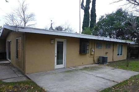1st image of 6633 Melrose Dr