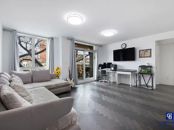 1502 W 1st St #2C, Brooklyn, NY 11204