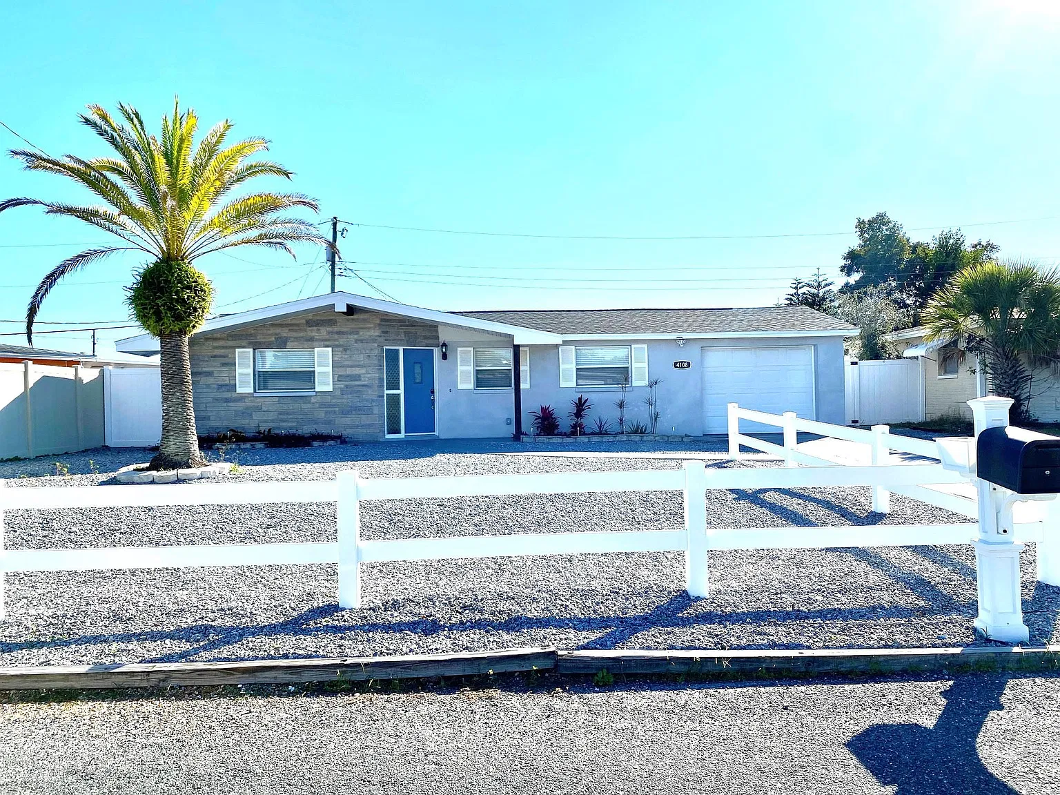 4108 Chesswood Dr — Photo 1