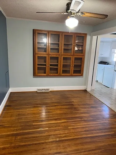 205 Highland Avenue Southwest - 1 — Photo 4
