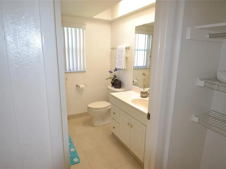 2357 White Oak Cir — Photo 10