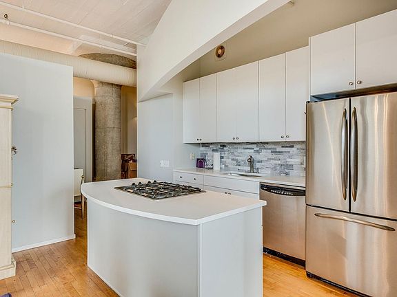 5th image of 728 W Jackson Blvd APT 614