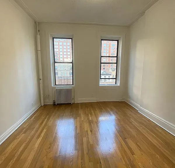 223 E 32nd St #5D — Photo 6