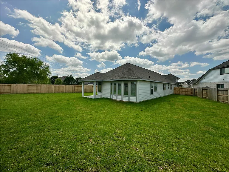 31900 Retama Ranch Ln — Photo 18