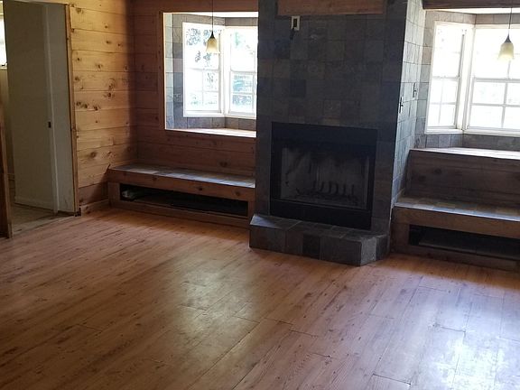 5th image of 793 Avenue T SE