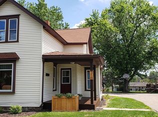 310 Laurel St, Reedsburg, WI 53959