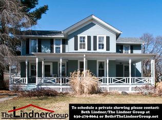 806 N Main St, Wheaton, IL 60187