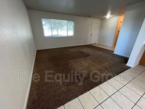 2nd image of 3231 E Noble Ave