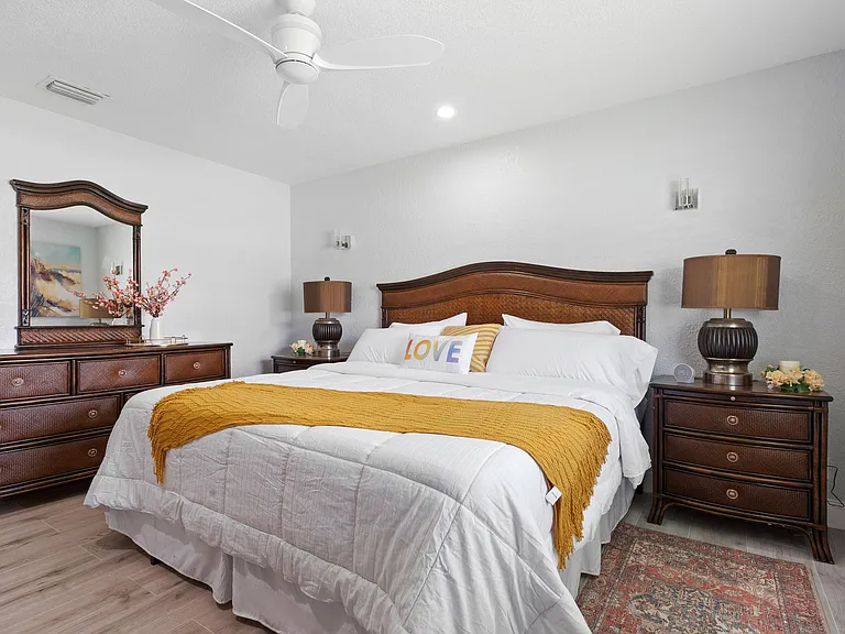 10044 Dasheen Ave — Photo 8