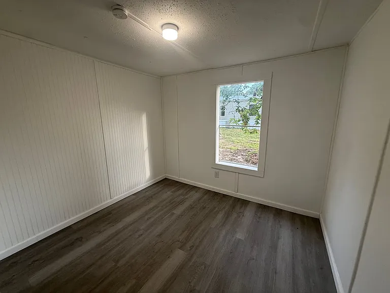 198 Painter Rd NE — Photo 9