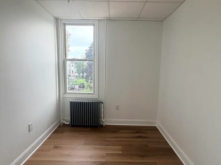 74 W 7th St #2 — Photo 17