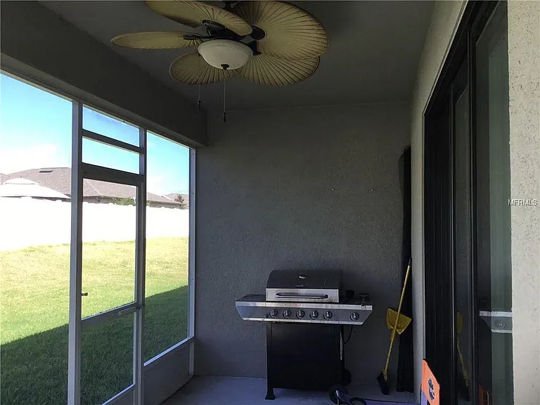 4304 Summer Breeze Way — Photo 9