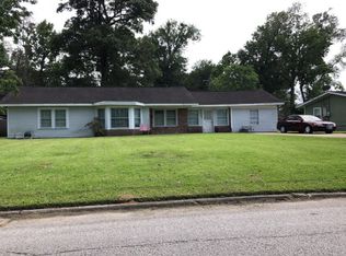 5255 Bristol Dr, Beaumont, TX 77707