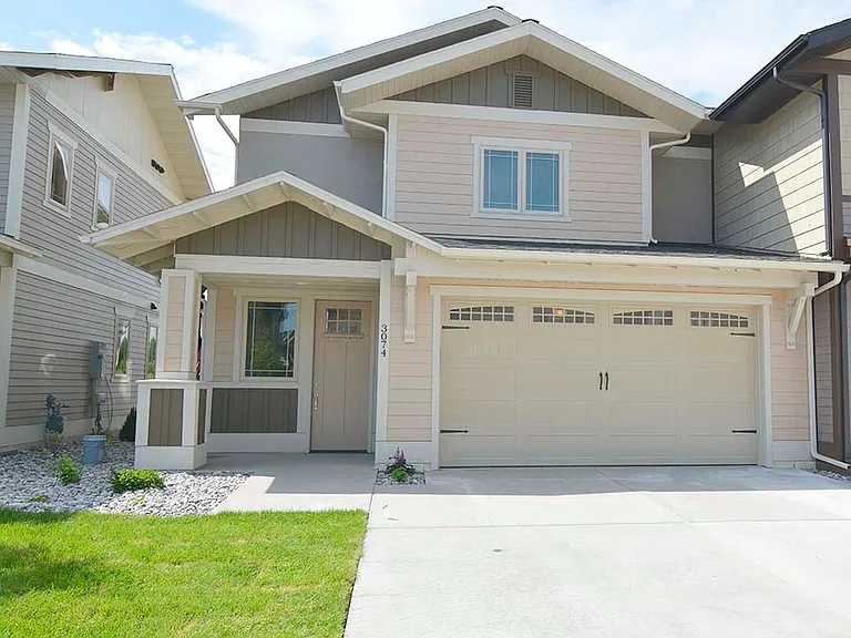 3074 Lori Ln — Photo 1