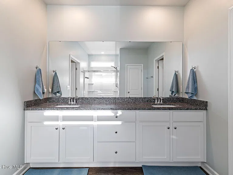 141 Bent Oak Dr — Photo 10