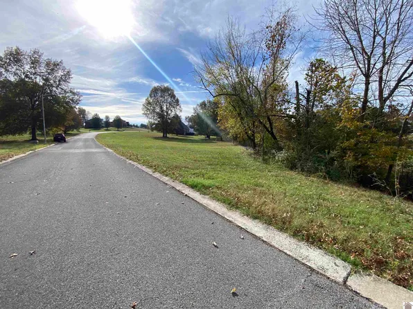 34 & 35 Woodtrace Subdivision, Benton, KY 42025