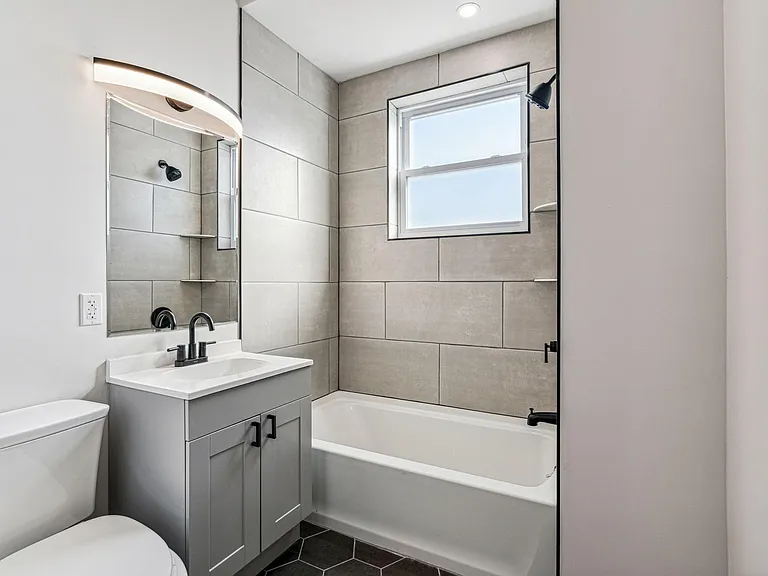 5601 Lansdowne Ave #3 — Photo 13