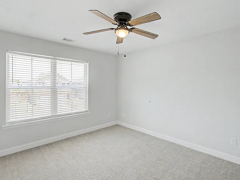 156 Hamlet Ct — Photo 17