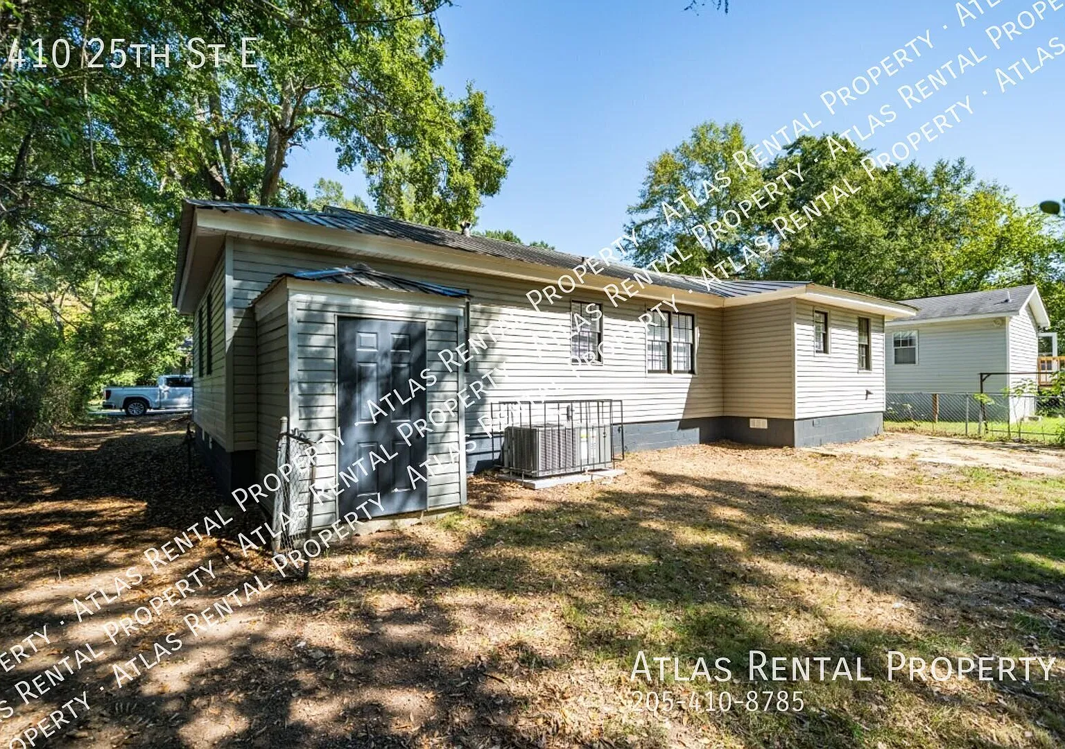 4 bed, 2.0 bath, 1168 sqft, $1,400 — Photo 3