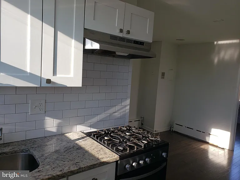 2208 S 15th St #3 — Photo 7