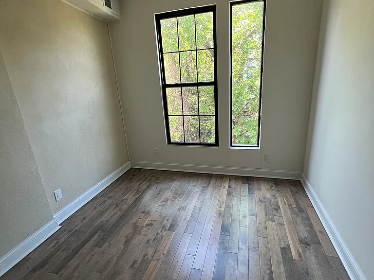 1409 Jefferson Ave #2C — Photo 3