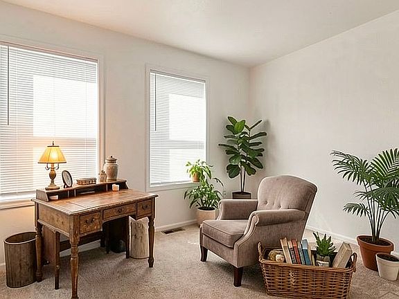 5th image of 4400 Rawhide Rd Unit 123