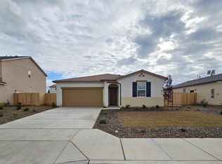 1793 E Evening Glow Ave, Reedley, CA 93654