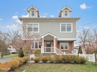 30 Almira Dr, Greenwich, CT 06831