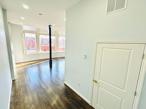 2nd image of 118 Baltimore St #304