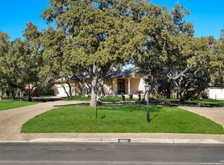 10811 Hunters Way, Helotes, TX 78023